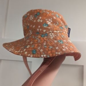 Patagonia babies sun hat